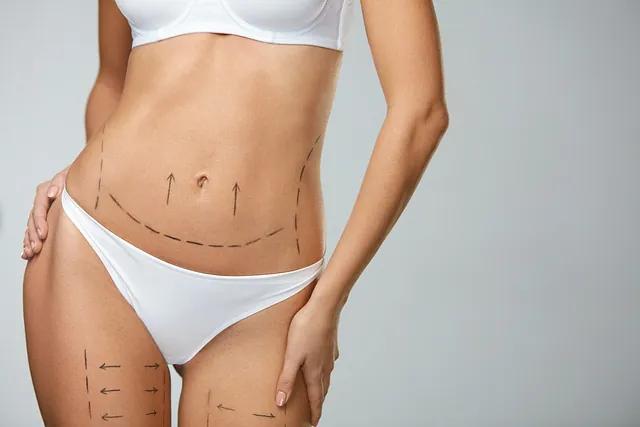 recorte cuerpo mujer con lineas de estetica